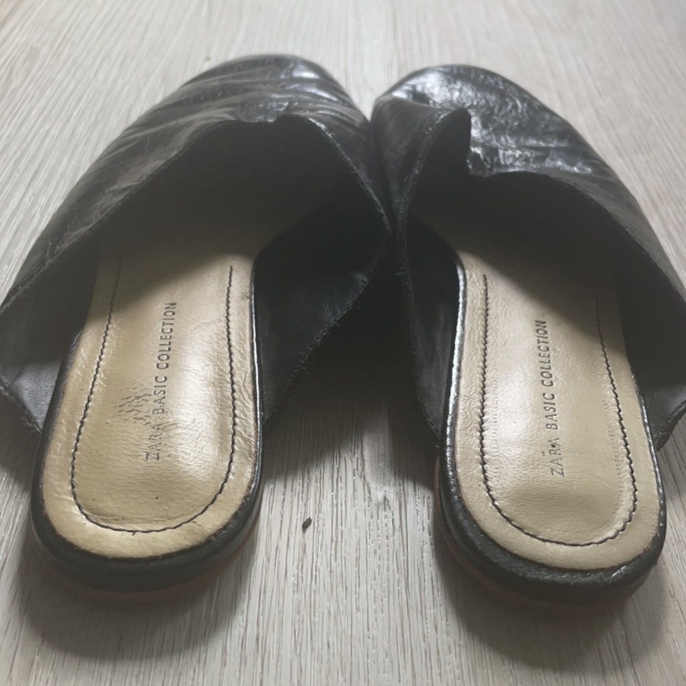 Leather flat slides - Picture 6 of 6